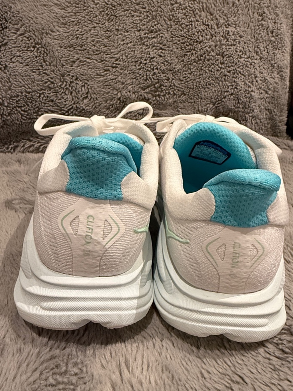 Hoka Clifton 10 running shoe - Picture 4 of 8